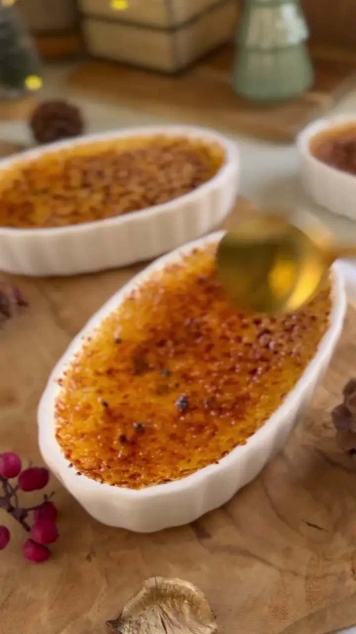 Crème brûlée with a caramelized sugar crust